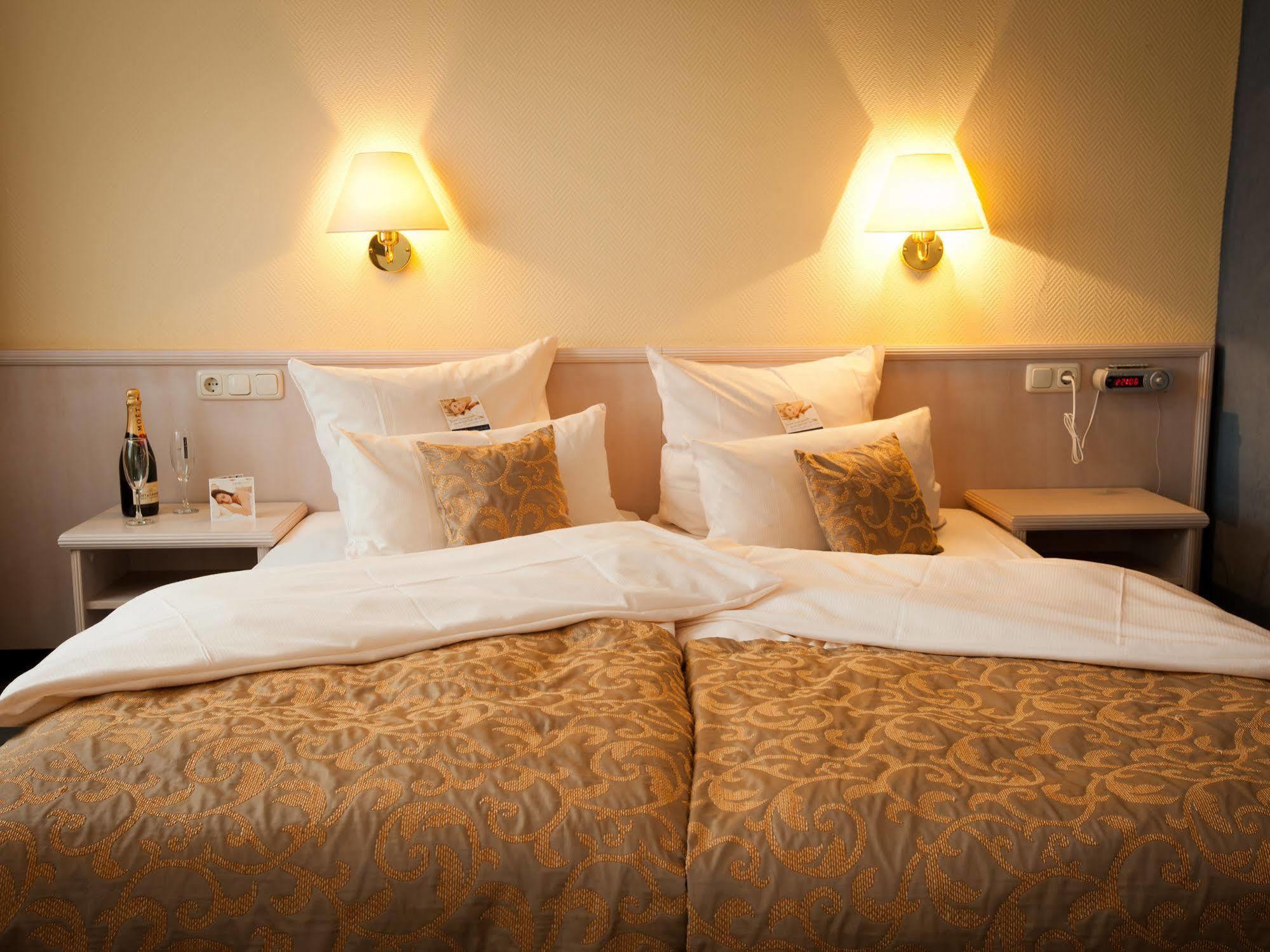 Hotel Traube Ruedesheim Rüdesheim am Rhein Kültér fotó
