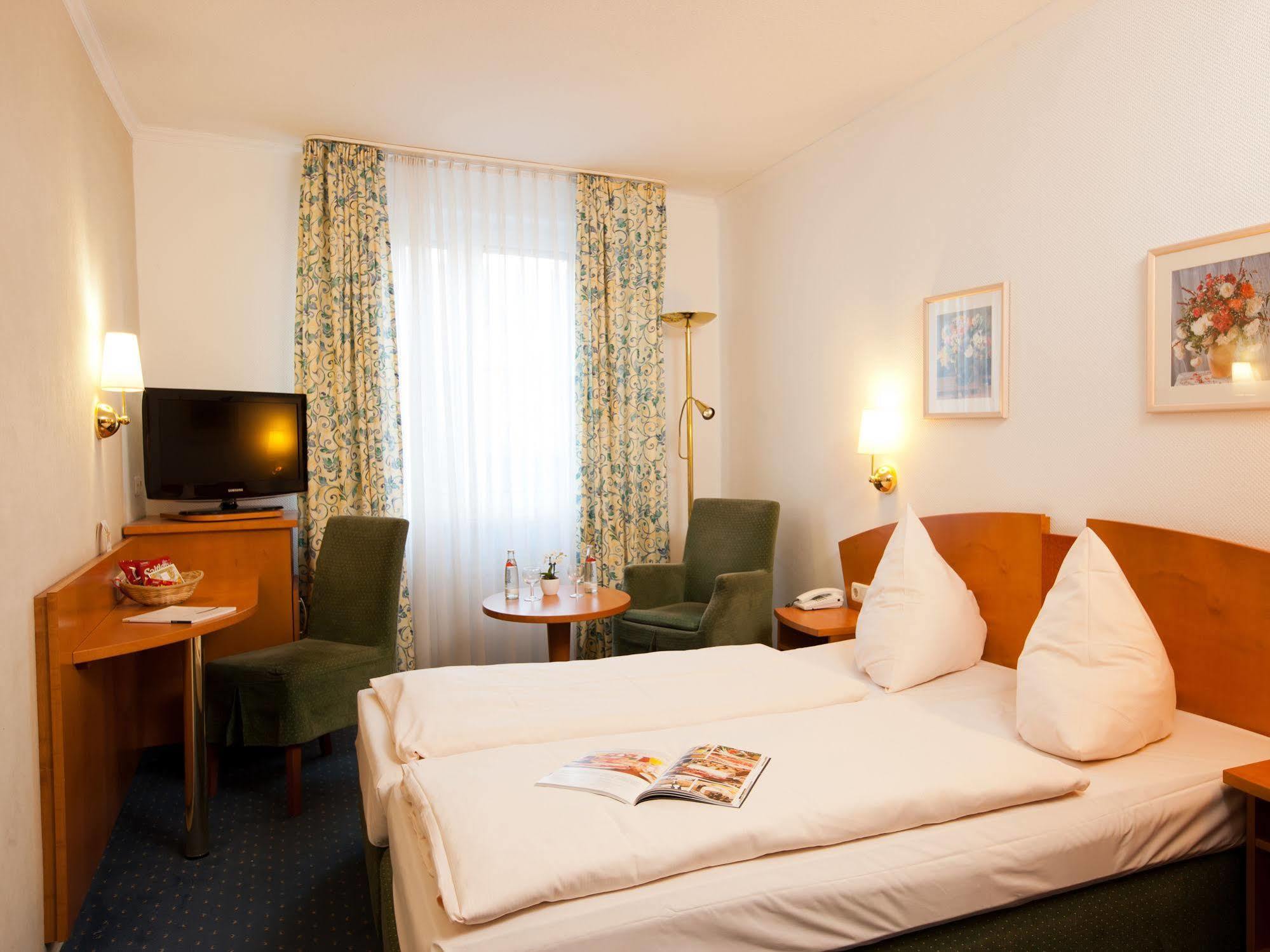 Hotel Traube Ruedesheim Rüdesheim am Rhein Kültér fotó